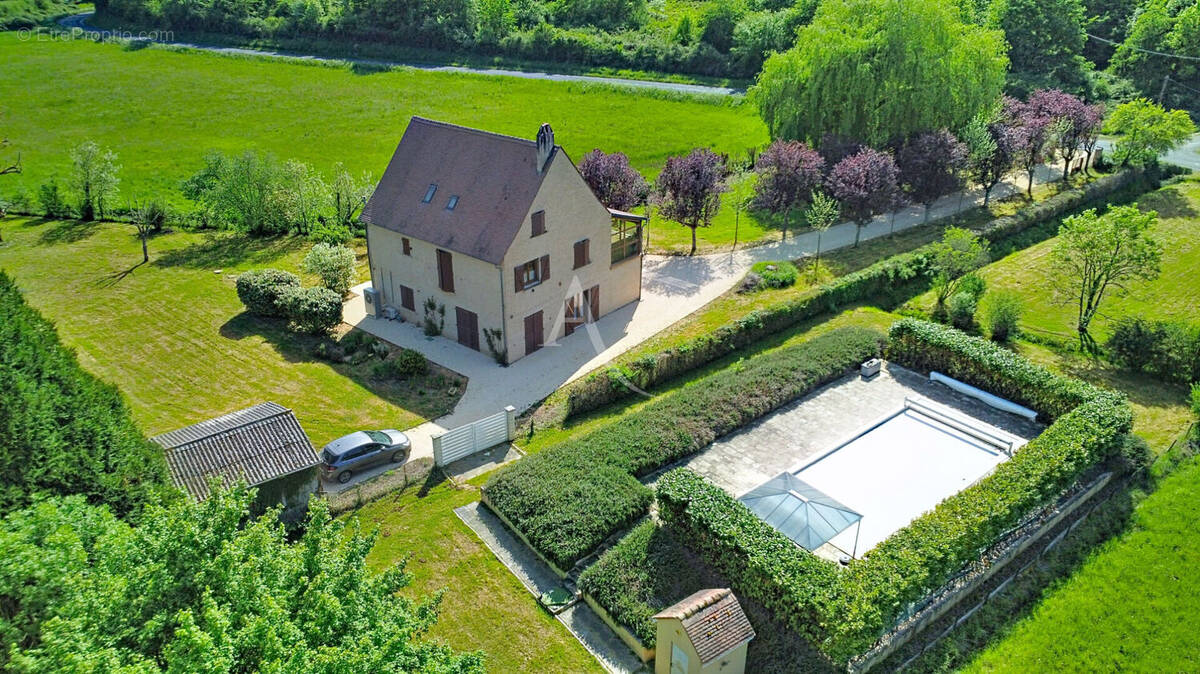 Maison à PUY-L'EVEQUE