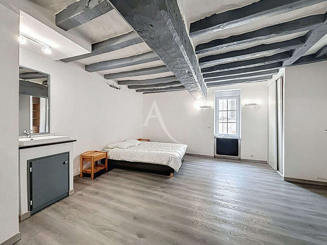 Maison à SAINT-GERMAIN-DES-PRES