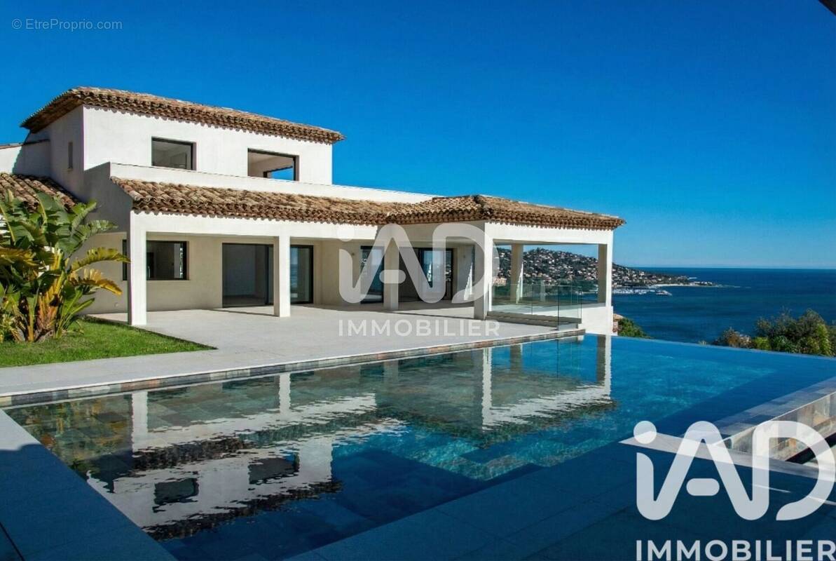 Photo 1 - Maison à SAINTE-MAXIME