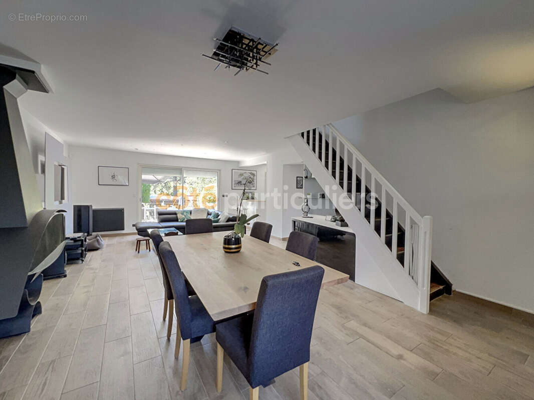 Maison Fresnes Sur Marne 6 pièce(s) 137 m2 - photo 6