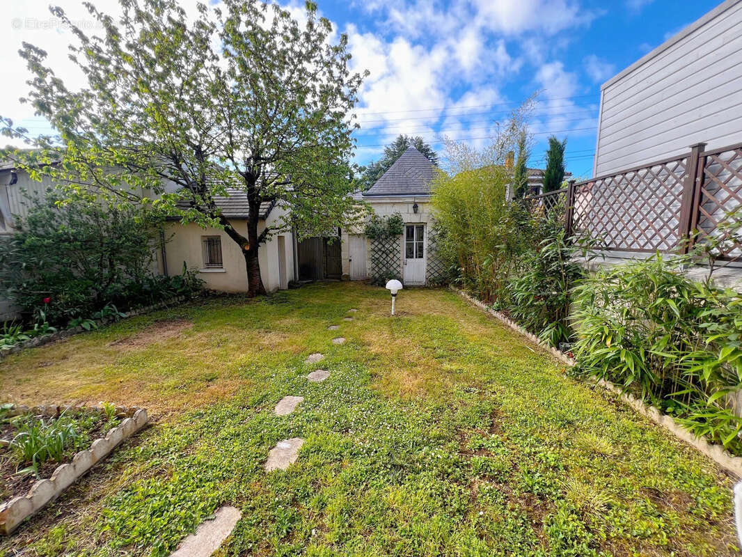 Maison à CHATELLERAULT