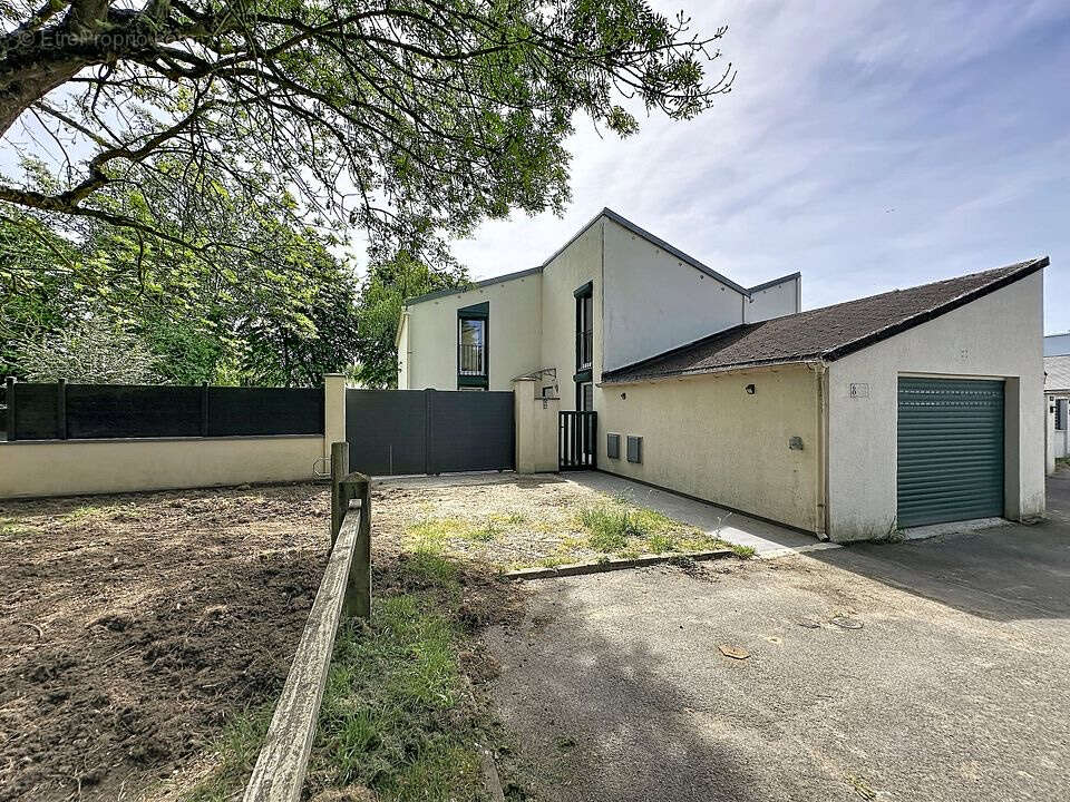 Maison à EMERAINVILLE