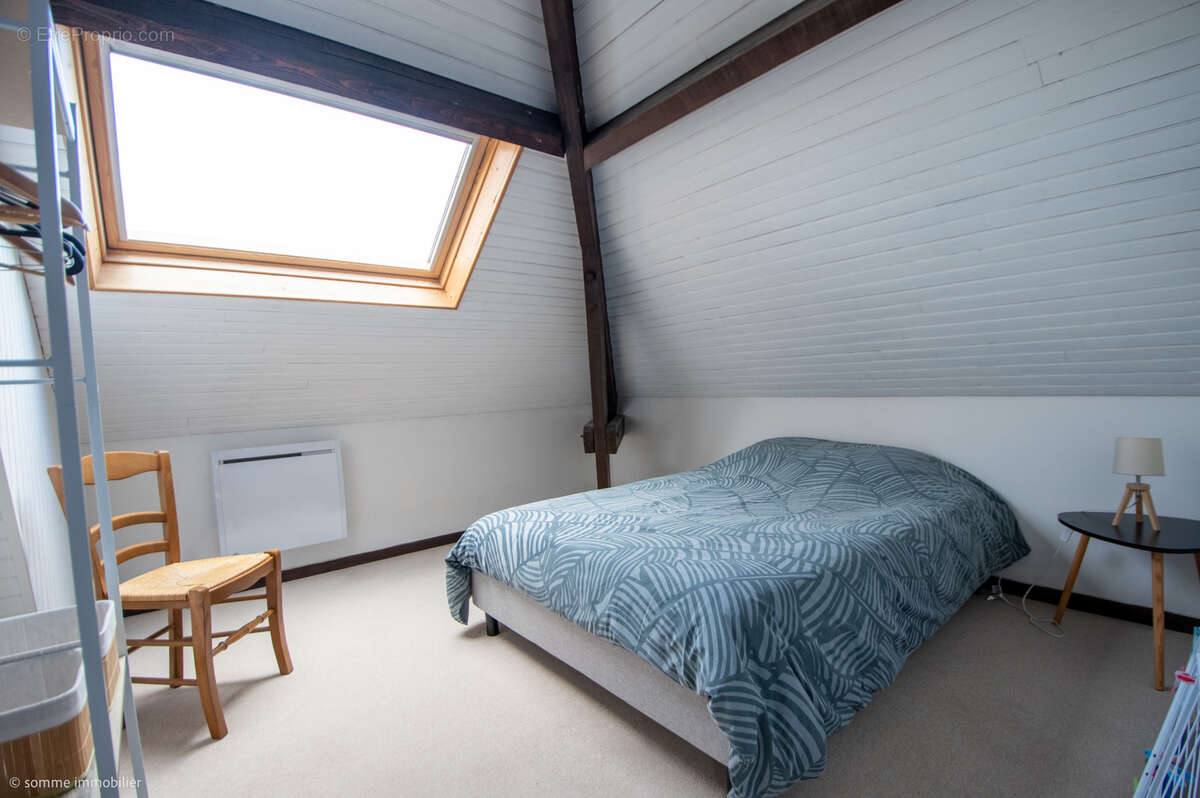 Commerce à AILLY-SUR-SOMME