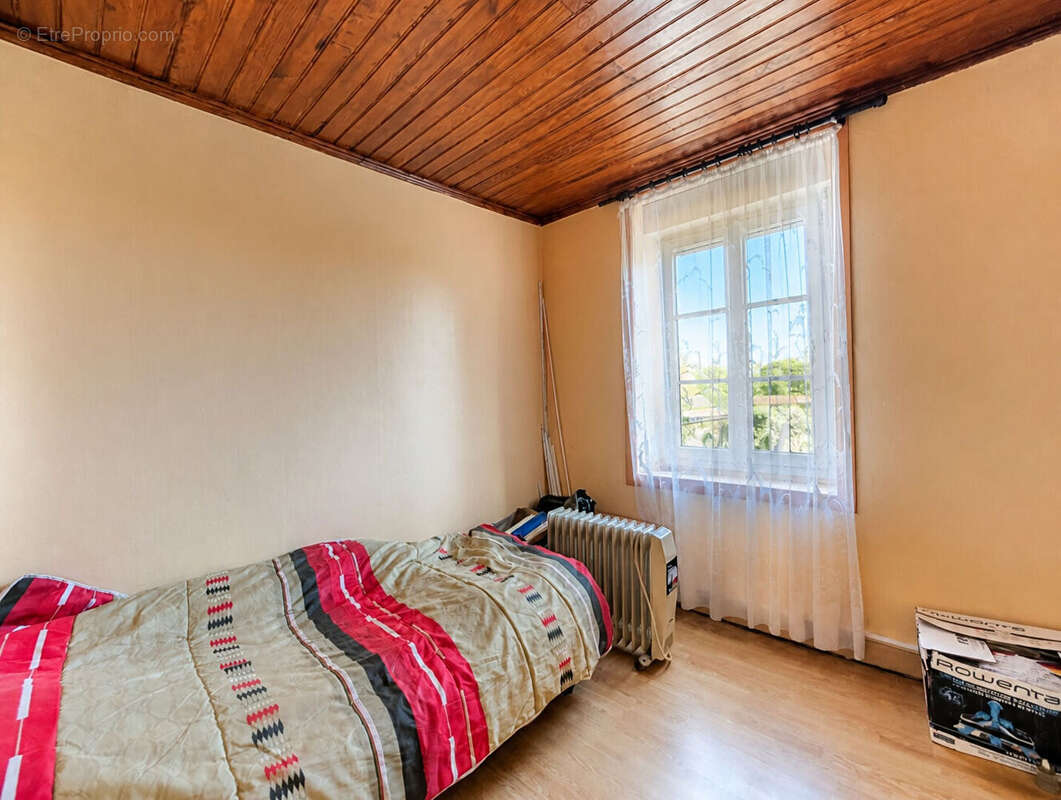 Maison à vendre Mont Dol, 5 chambres, avec dépendances/hangars, sur 9864m² de terrain. - photo 14