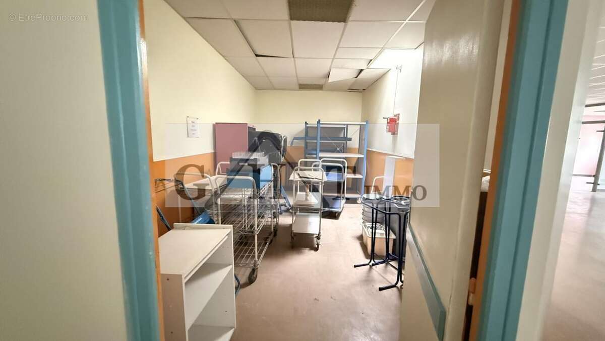 240 m² à vendre – mareuil-lès-meaux (77100) - photo 9