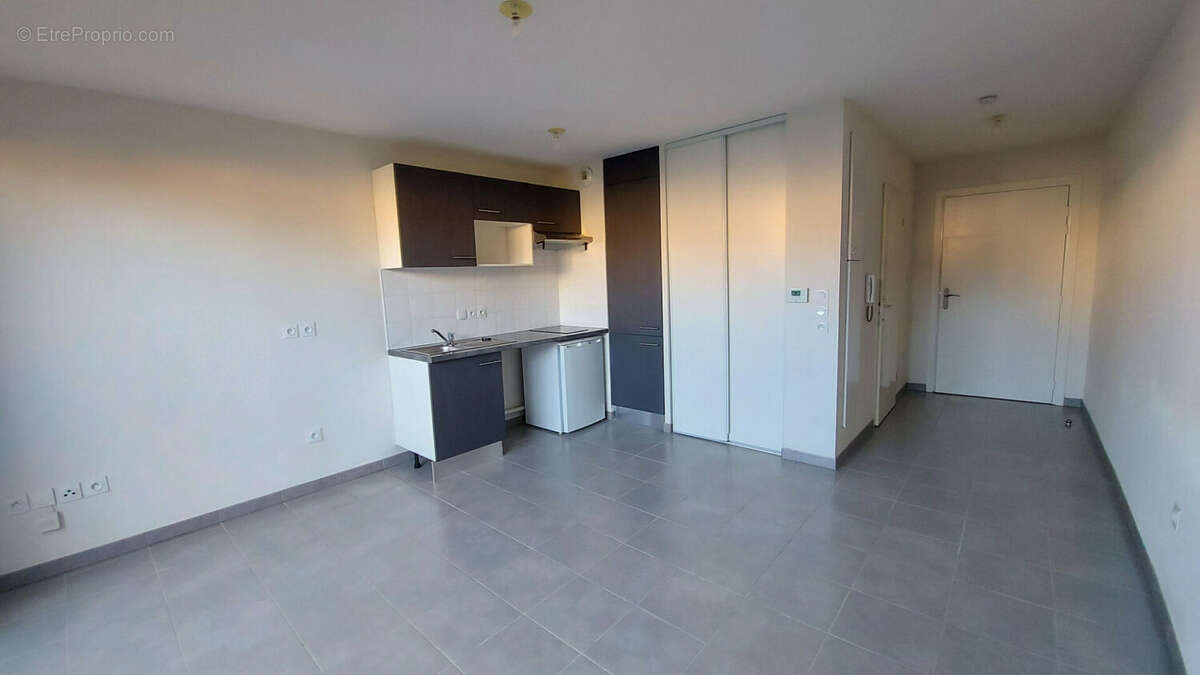 Appartement à FONBEAUZARD