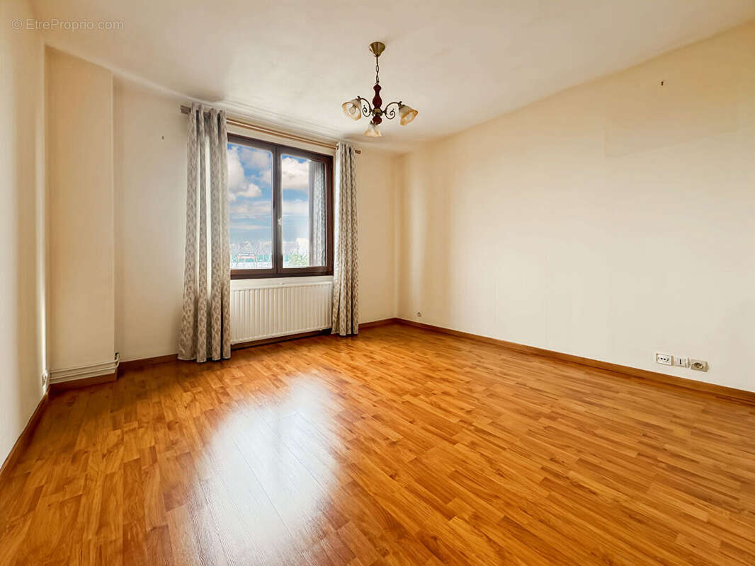 Appartement à MONTREUIL
