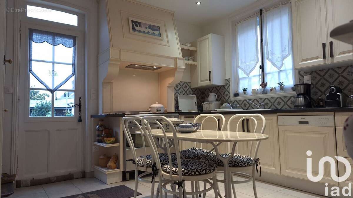 Photo 7 - Maison à MENILLES