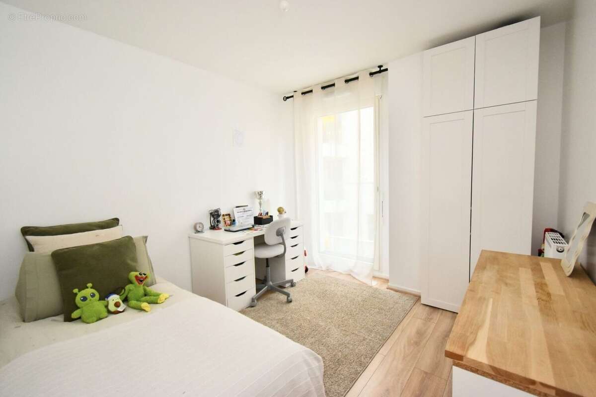 Appartement à ASNIERES-SUR-SEINE