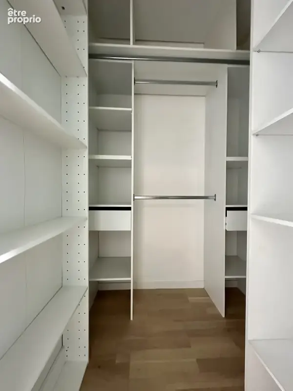 Saint-Maurice — À 5 minutes du RER A Joinville-le-Pont  Exclusivité — Appartement avec terrasse de 17 m2 - photo 5