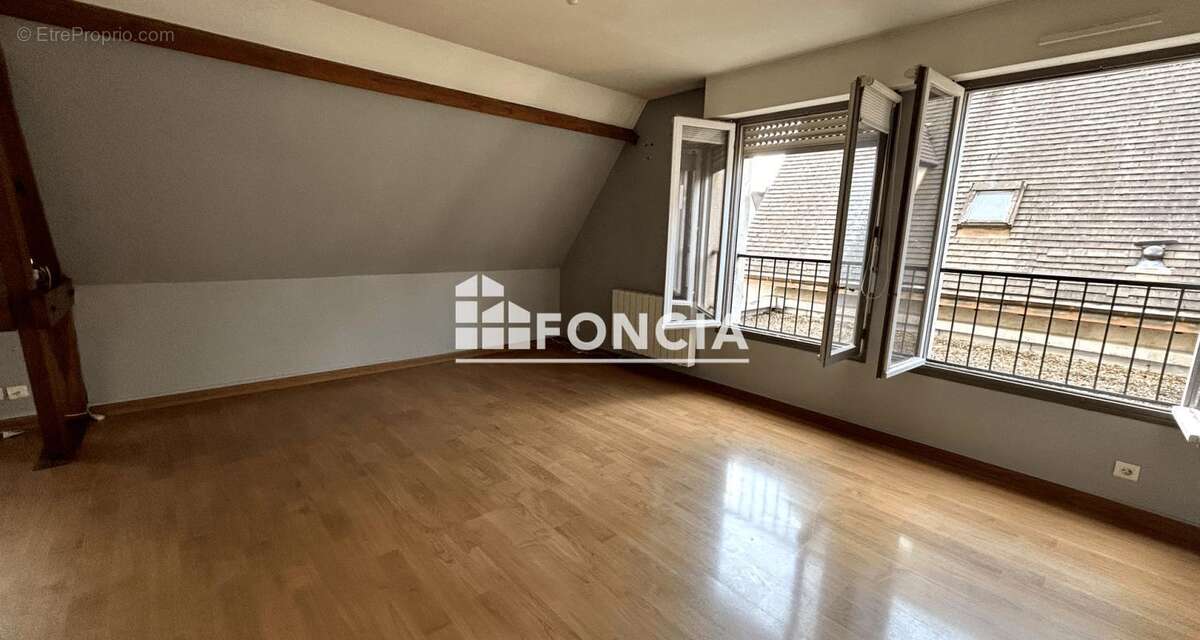 Chartres basse ville et 10 min de la gare - appartement de 2 pieces en duplex - photo 2