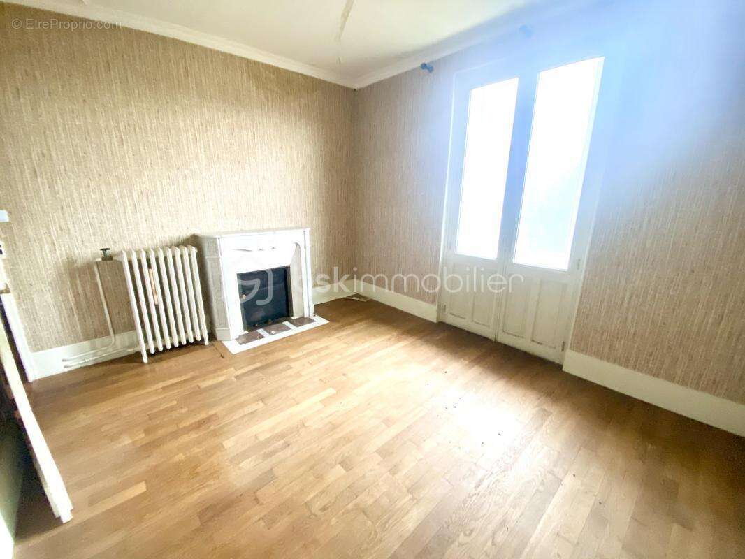 Maison à MESSIGNY-ET-VANTOUX