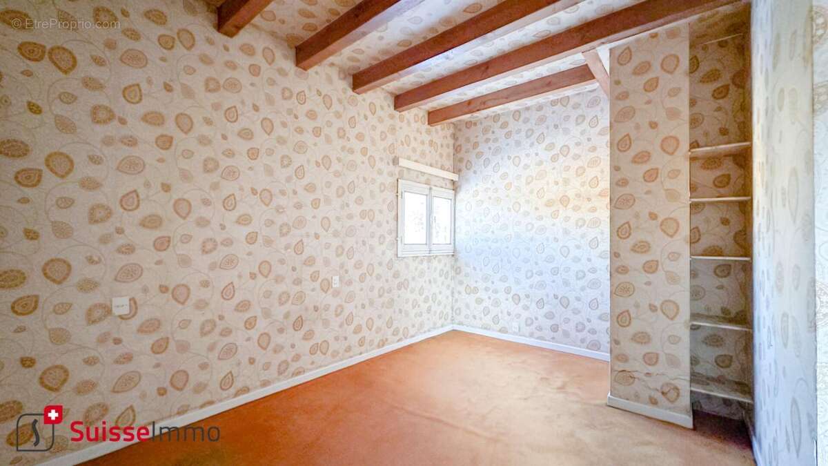 Maison à VOUJEAUCOURT