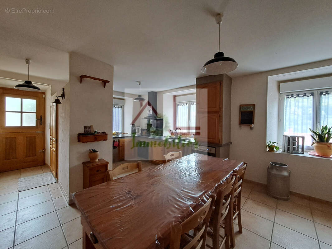 Maison à VILLEFORT