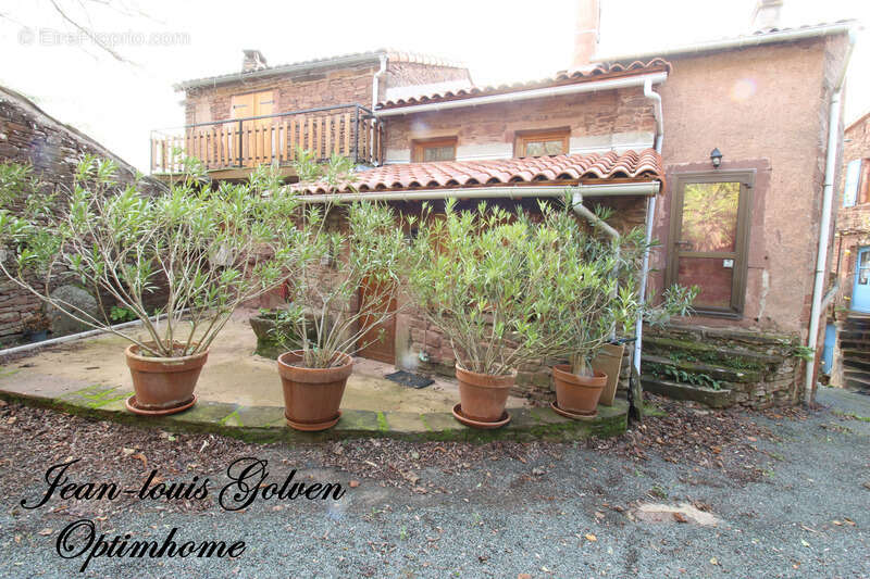 Maison à VABRES-L'ABBAYE