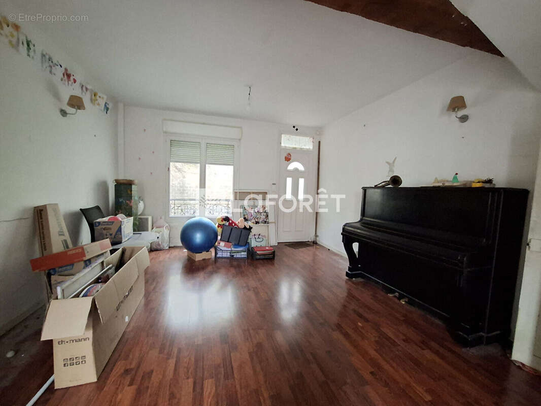 Maison à VILLEMOMBLE