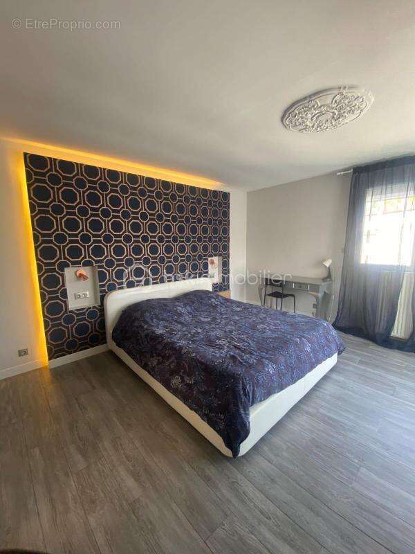 Maison à LIVRY-GARGAN