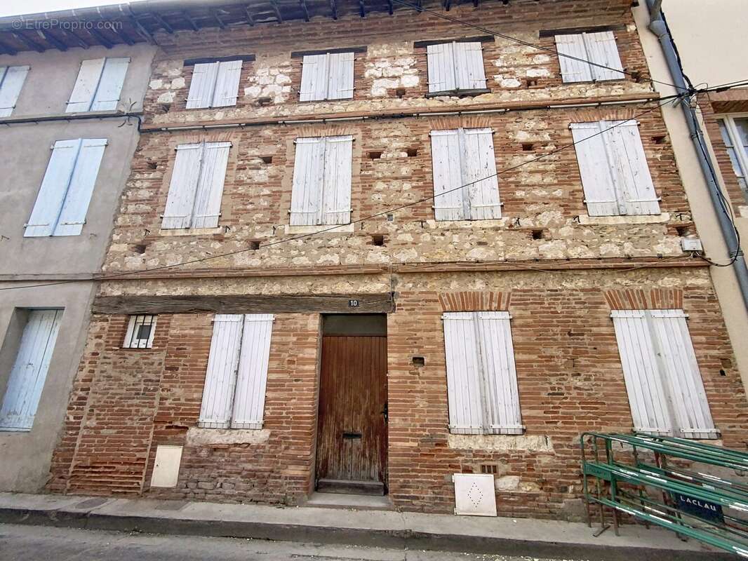 Maison 150 m² à Gaillac  - photo 3