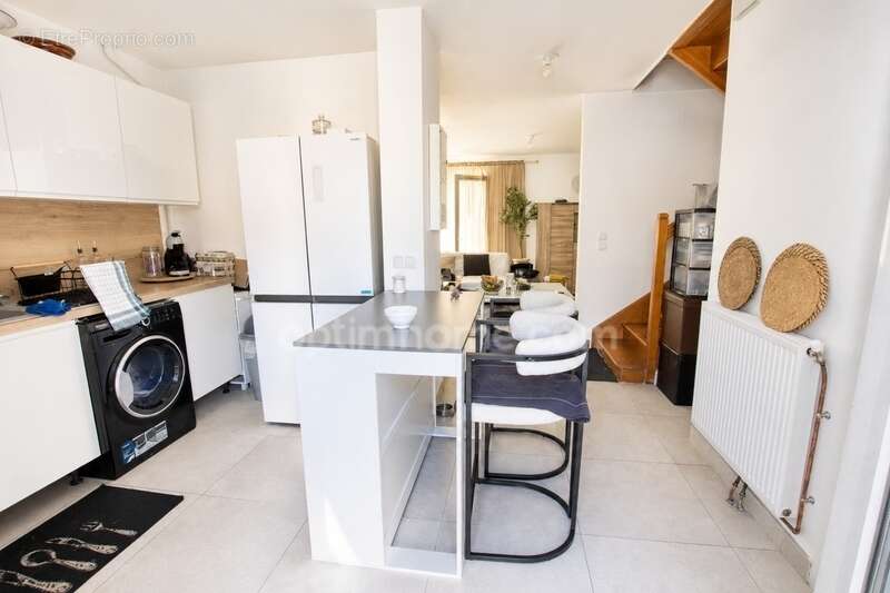 Toulouse lalande – maison t4 rénovée de 84,45 m2 – jardin – garage – parking privatif – environnement calme / impasse - photo 8