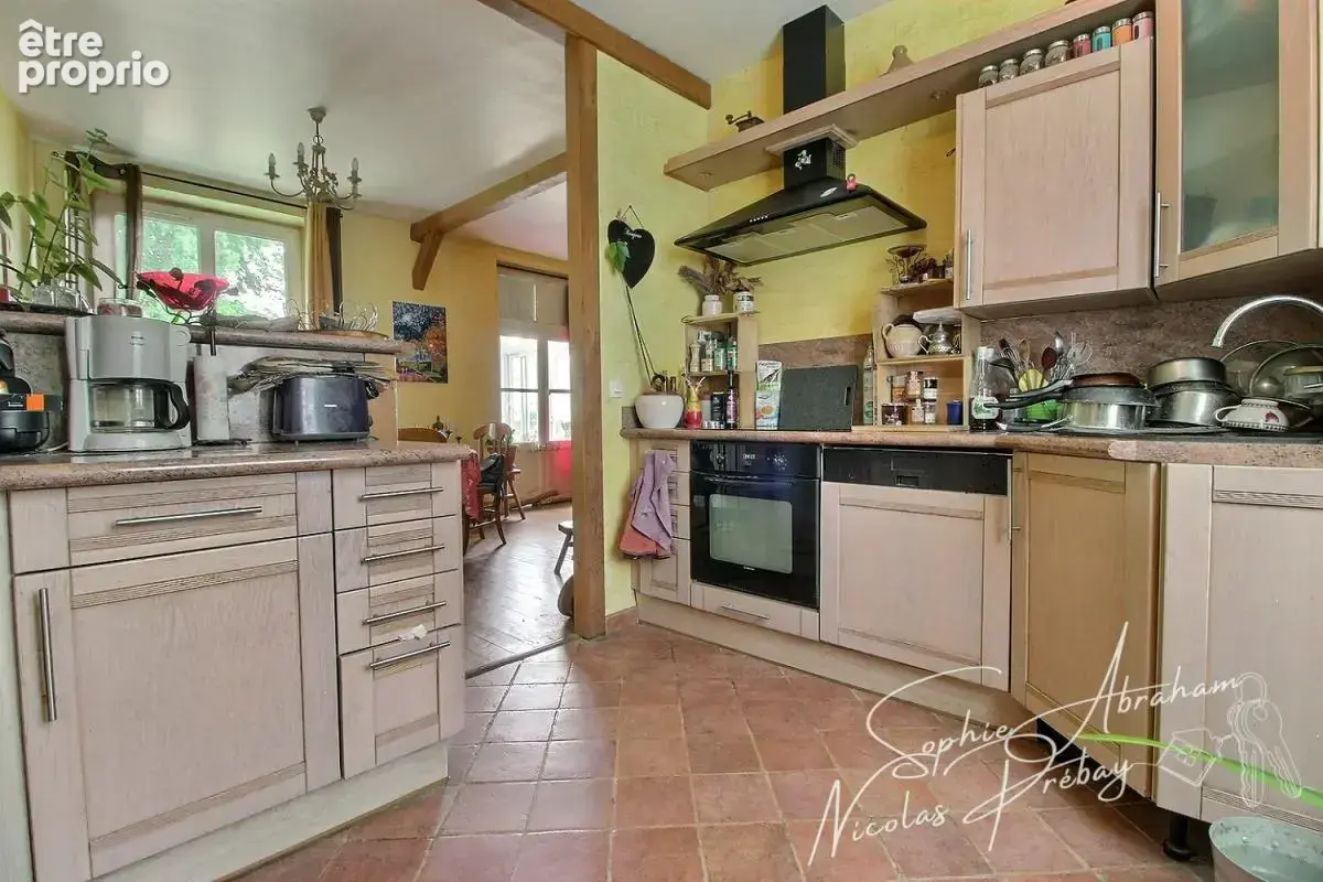 Maison en pierres, 4 chambres avec jardin clos - photo 3