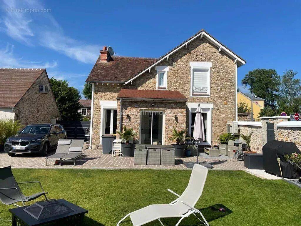 Maison à BOISSISE-LA-BERTRAND