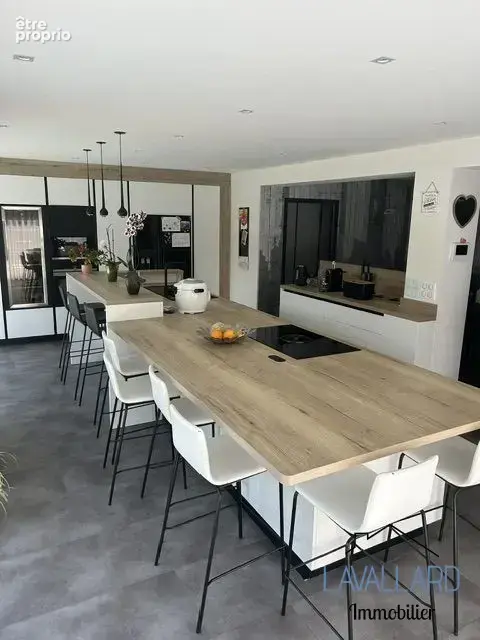Maison 6 pièces 180 m² à vendre à Bacouel-Sur-Selle (80480) - photo 2