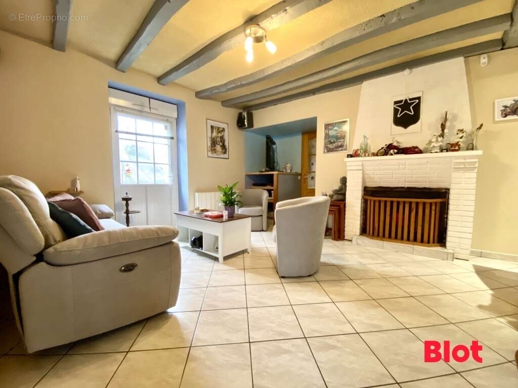 Maison à BOISGERVILLY