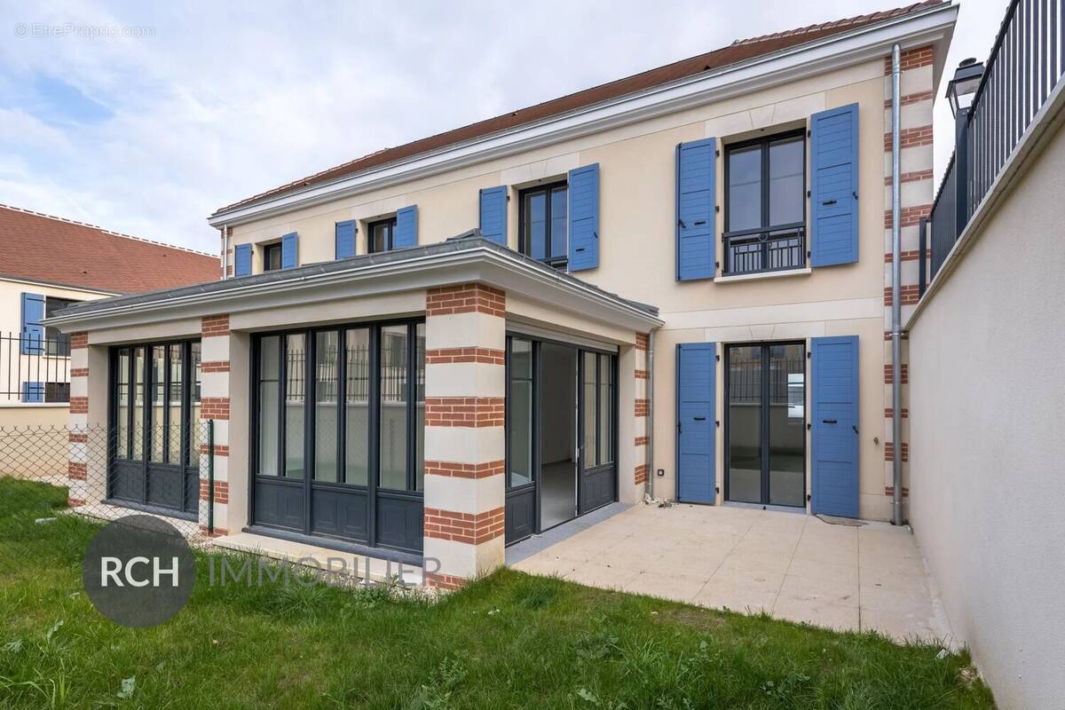 Maison à MONTFORT-L'AMAURY