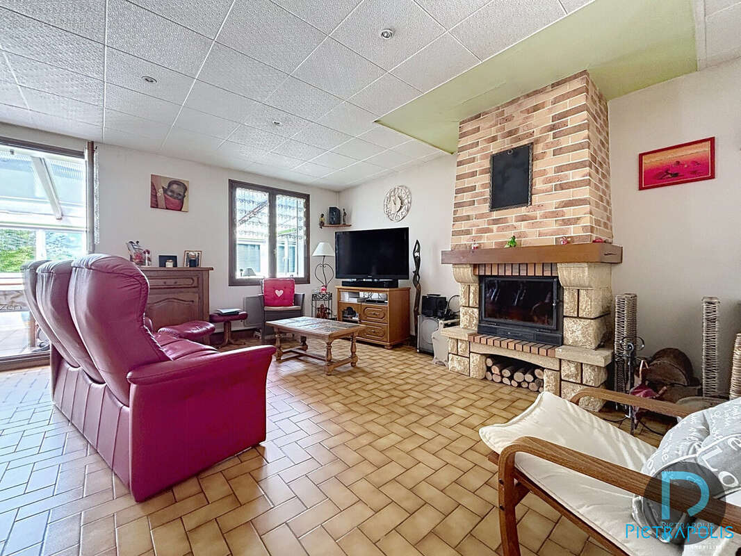 Maison à MEZERIAT