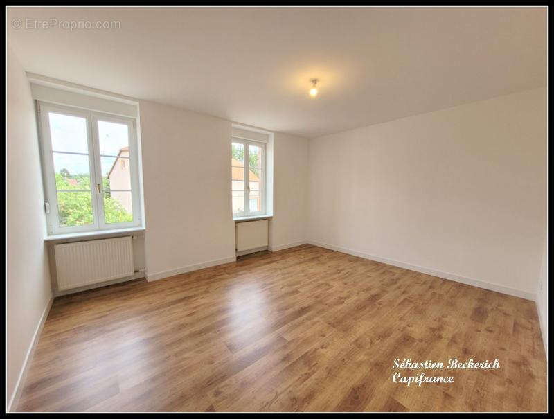 Maison à SARREINSMING