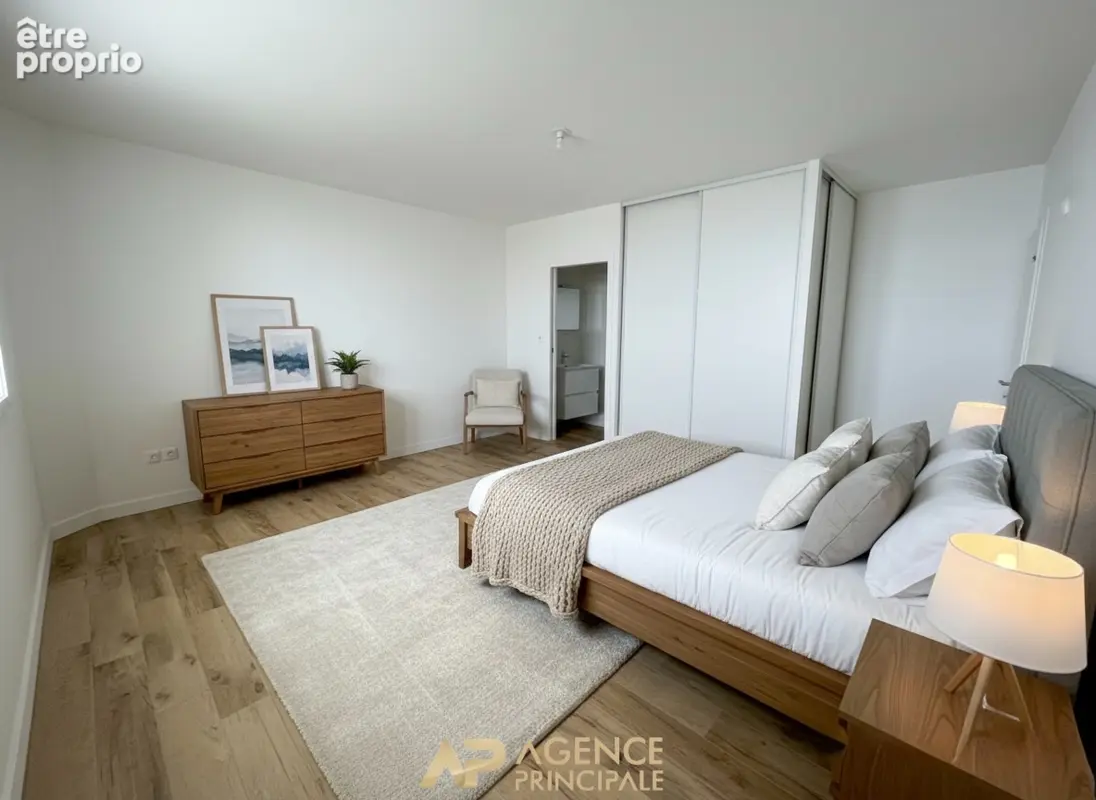 Appartement Type 4 / Terrasse / Parking / Cave - proche mer - La Rochelle - photo 6