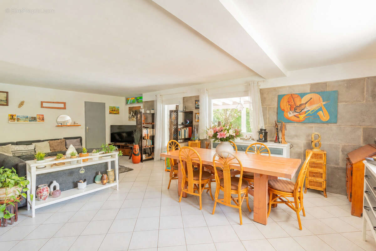 Maison à CHARVONNEX