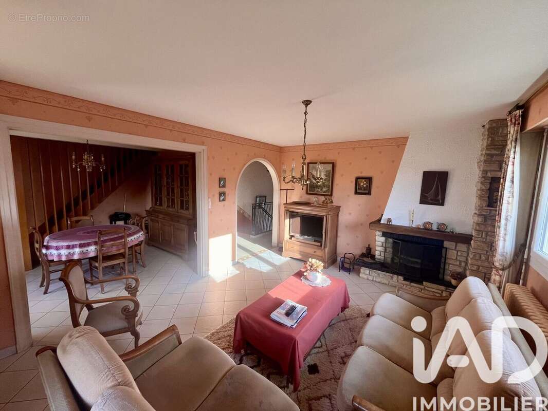 Photo 2 - Maison à VILLERS-SOUS-SAINT-LEU