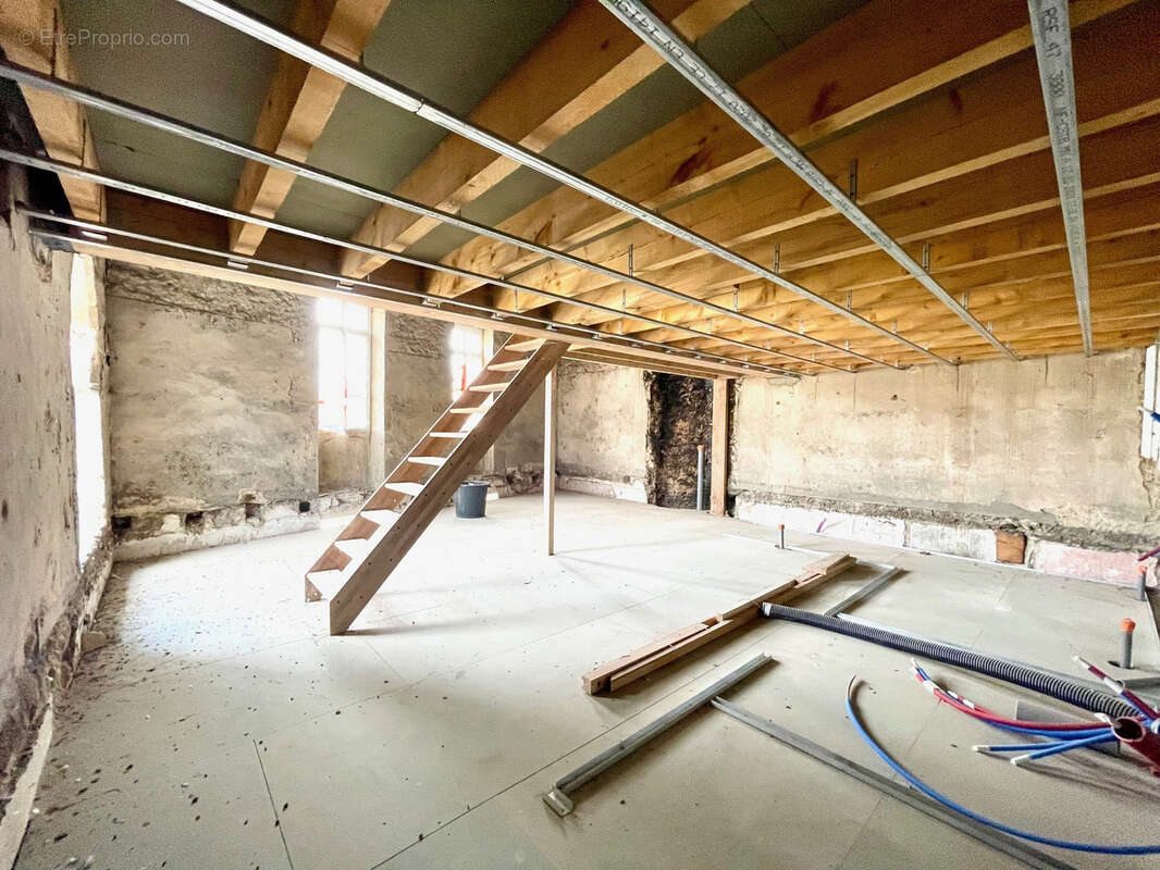 Maison à SAINT-MACAIRE