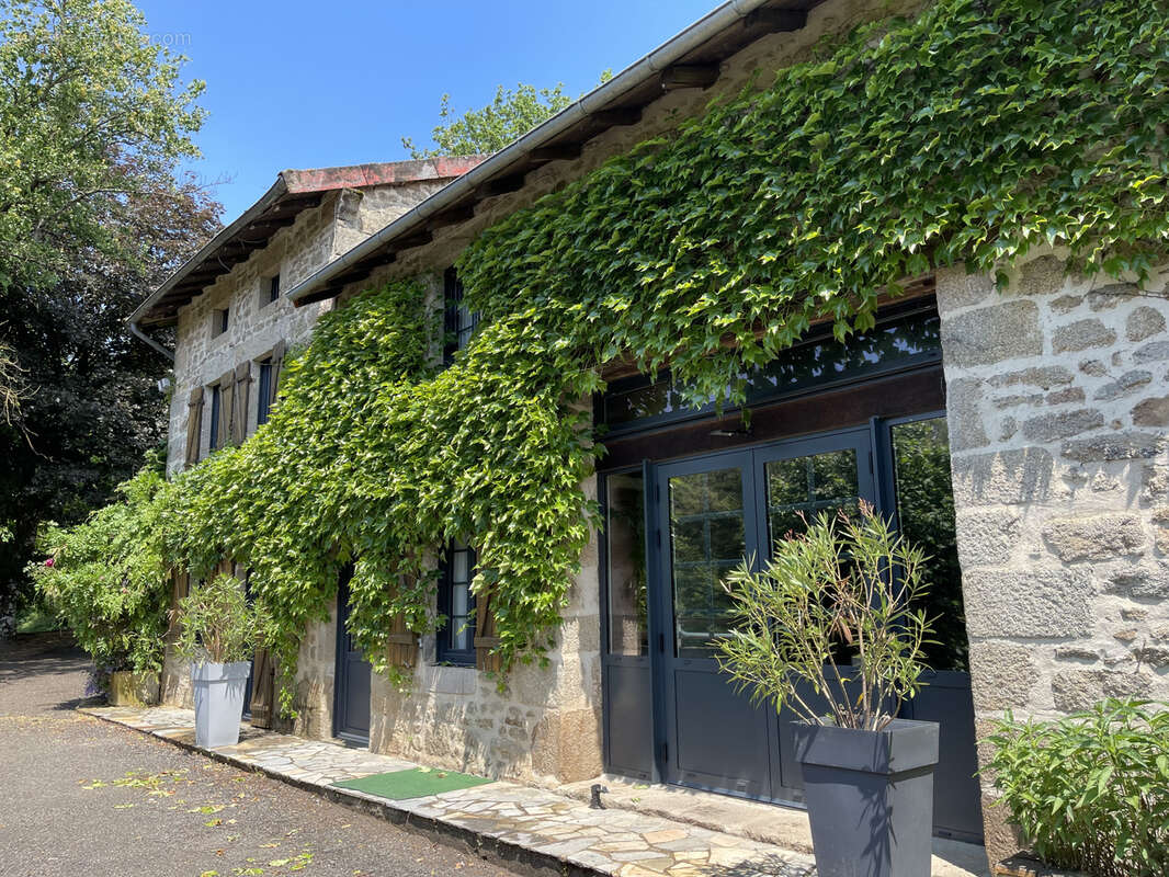 Maison à RAZES