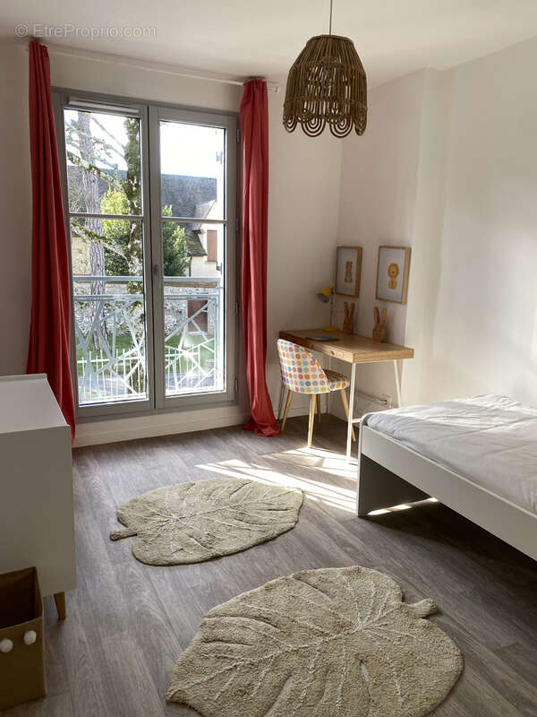 Maison à CHENNEVIERES-SUR-MARNE
