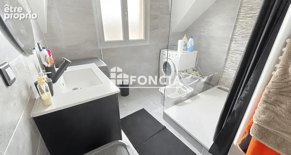 Maison familiale récente de 6 pièces principales - photo 8