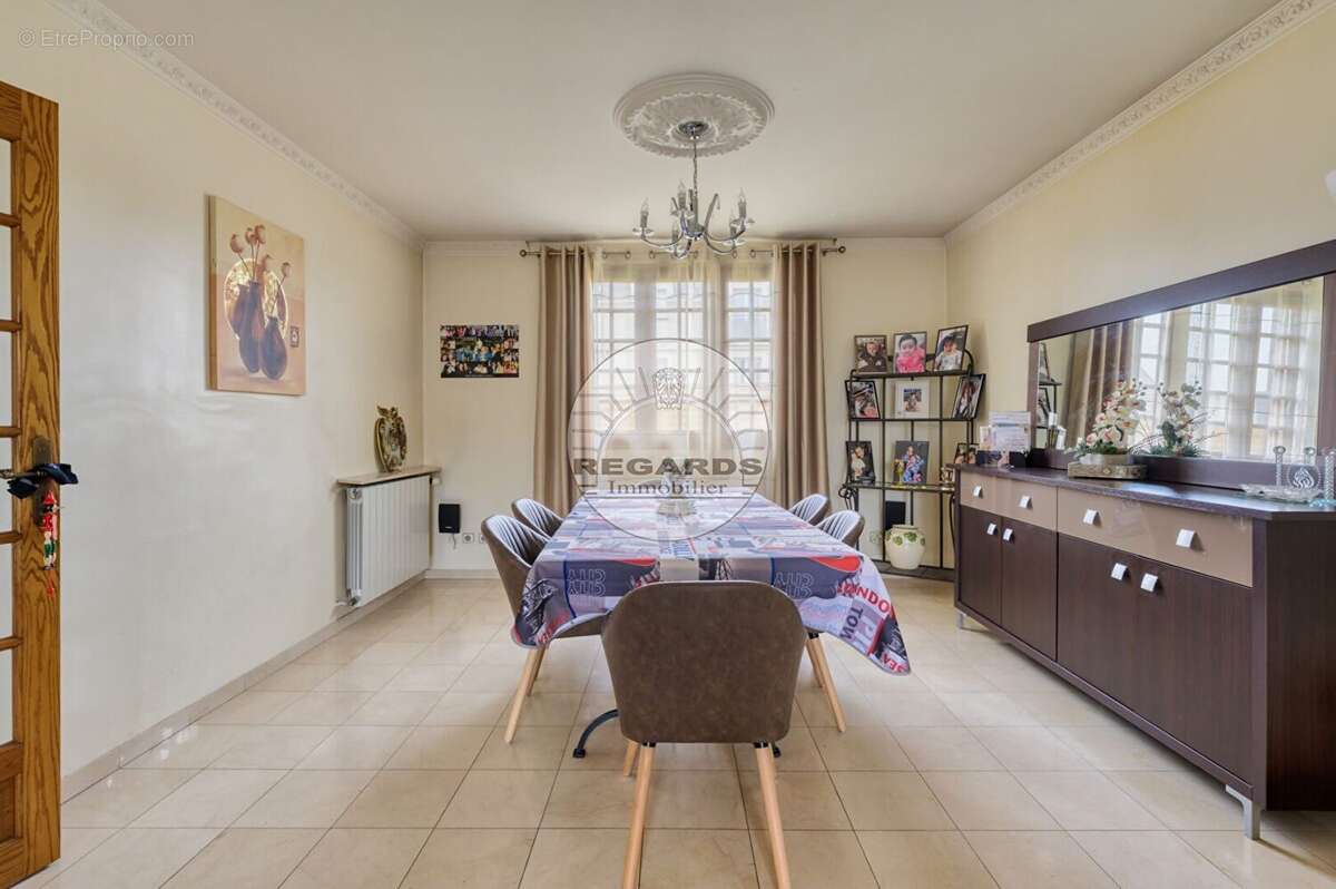 Maison à DRANCY