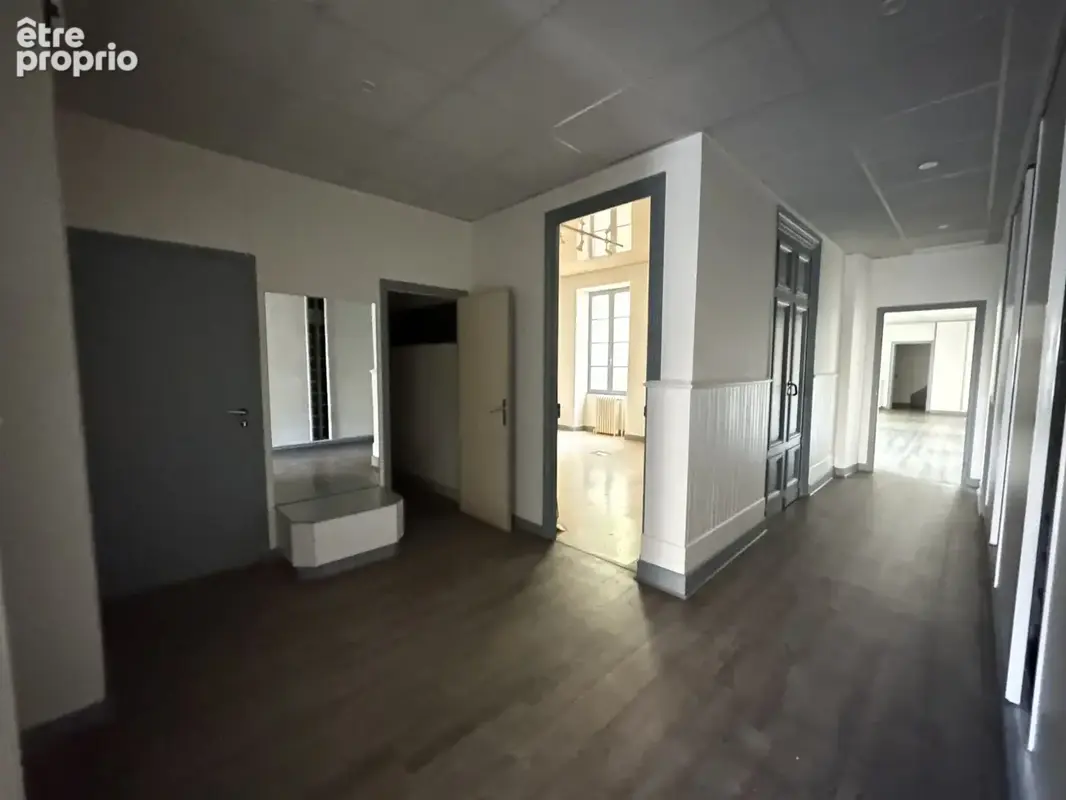 Commerce 119 m² à Saintes  - photo 7