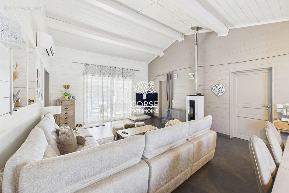 Maison à PORTO-VECCHIO