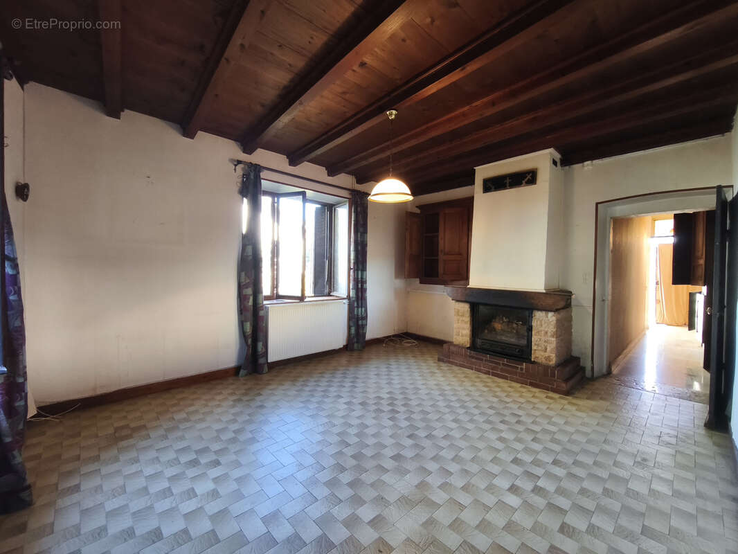 Maison à ARANC