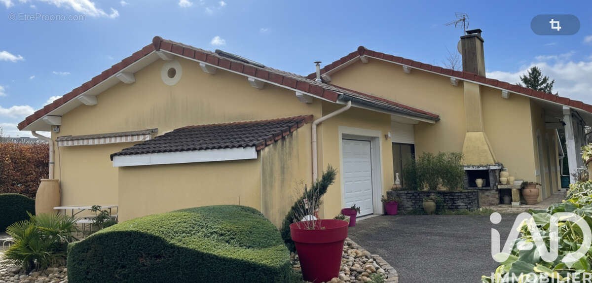 Photo 3 - Maison à VEAUCHE