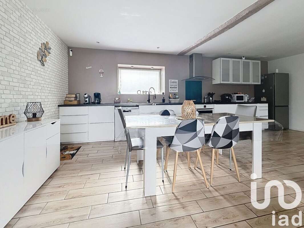 Photo 7 - Maison à SAINT-ESCOBILLE