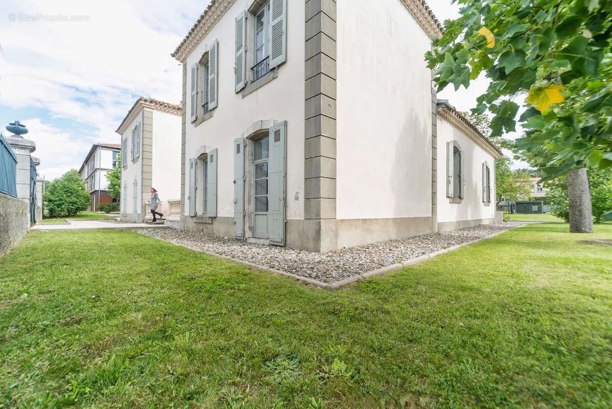 Appartement à CARCASSONNE