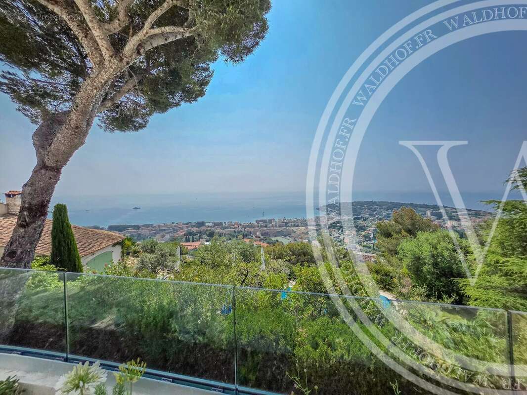 Maison à ROQUEBRUNE-CAP-MARTIN