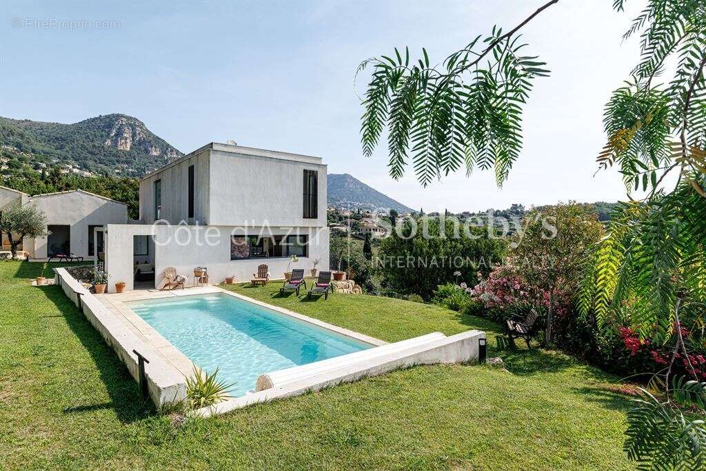 Villa d'architecte contemporaine à vendre à Vence avec piscine et appartement indépendant - photo 4