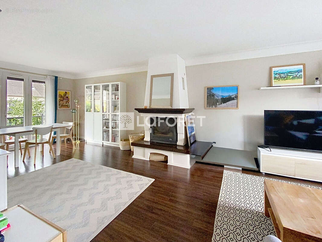 Maison à VERNEUIL-SUR-SEINE