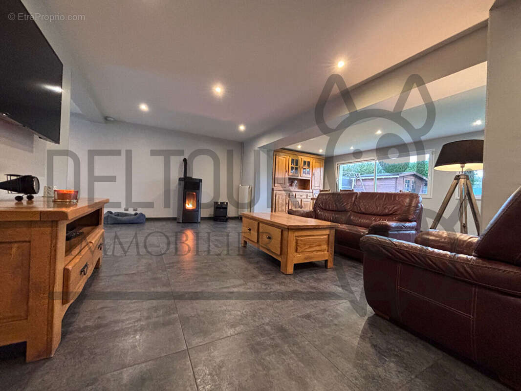 Maison à FAREMOUTIERS