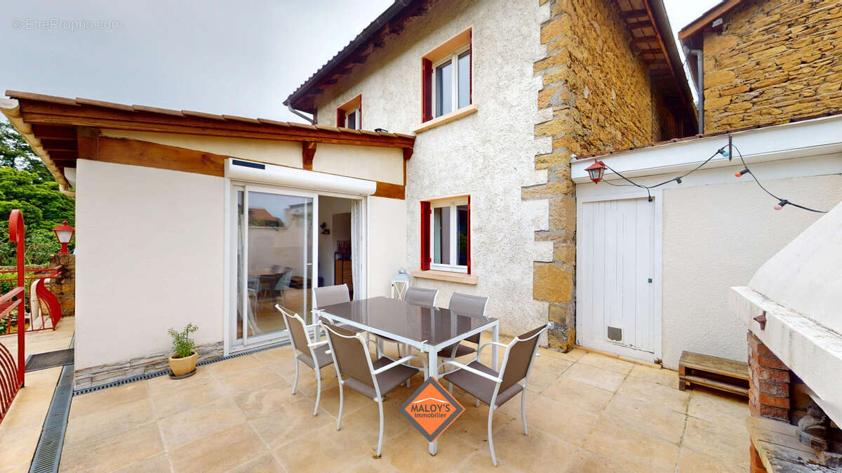 Maison à CHATILLON