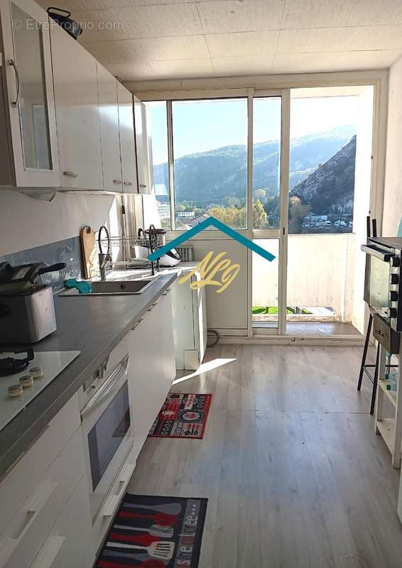 Appartement 4 pièces de 86 m2 avec 2 balcons - photo 2